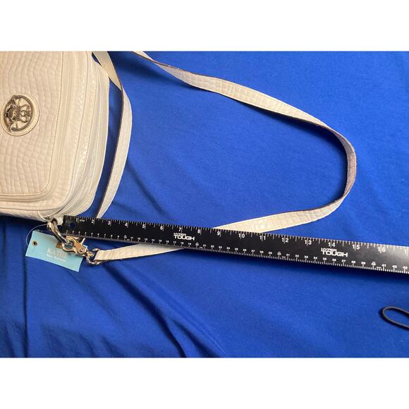 Kathy Van Zeeland Womens White Shoulder Bag Handbag Purse New Other - Picture 13 of 16